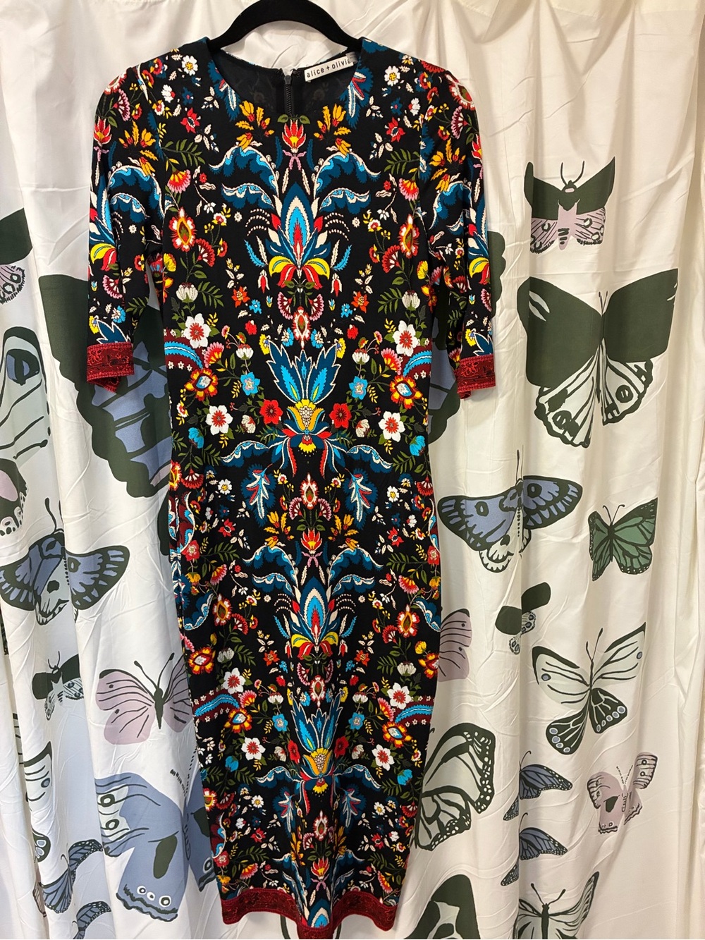 Alice + Olivia Black Midi Dress